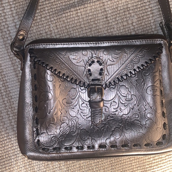 Patricia Nash Handbags - Patricia Nash SILVER  TOOLED LEATHER  WESTERN BAG. Excluded from Sale